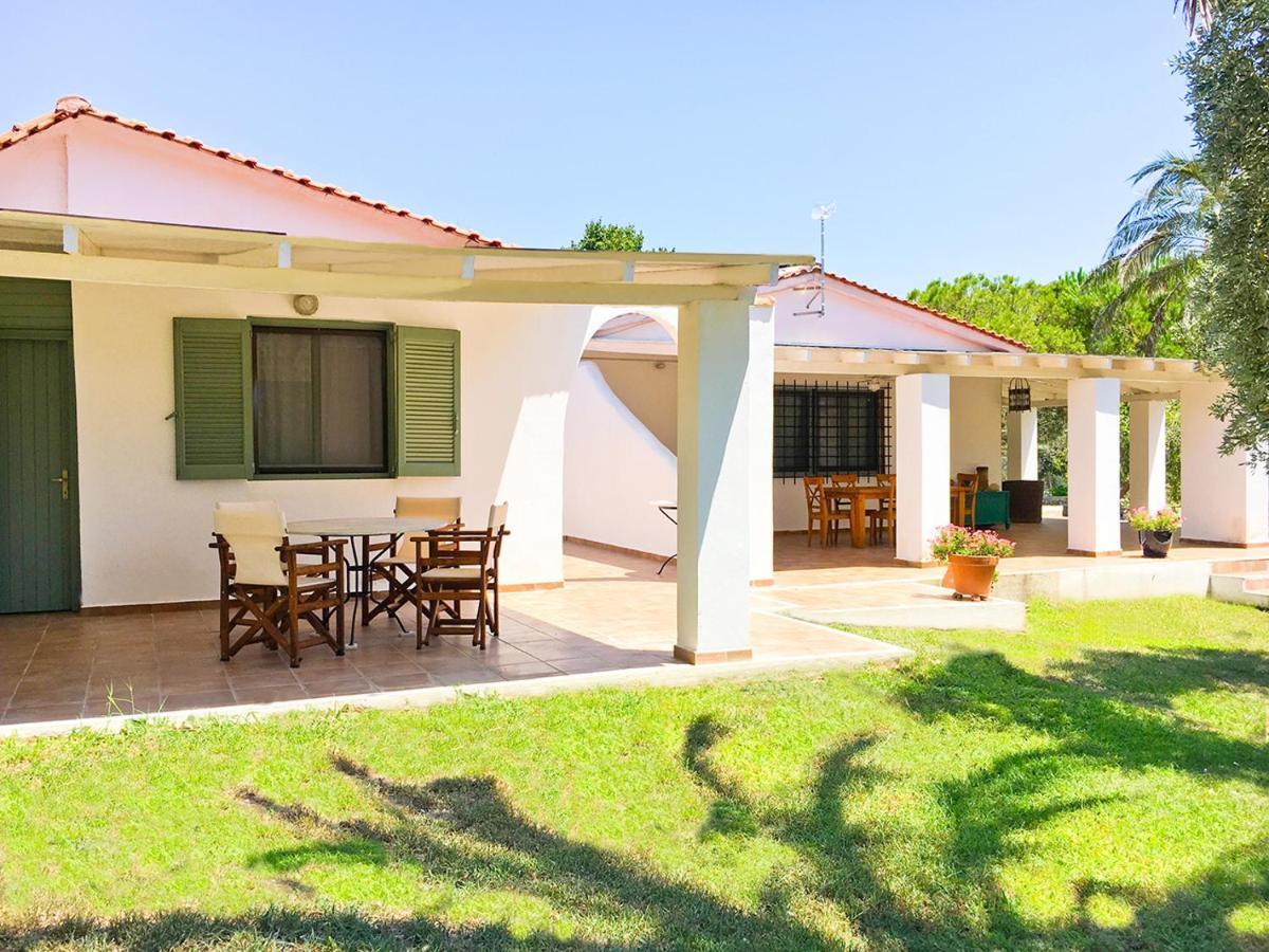 Olive Bay Beach House Amolianí Exterior foto